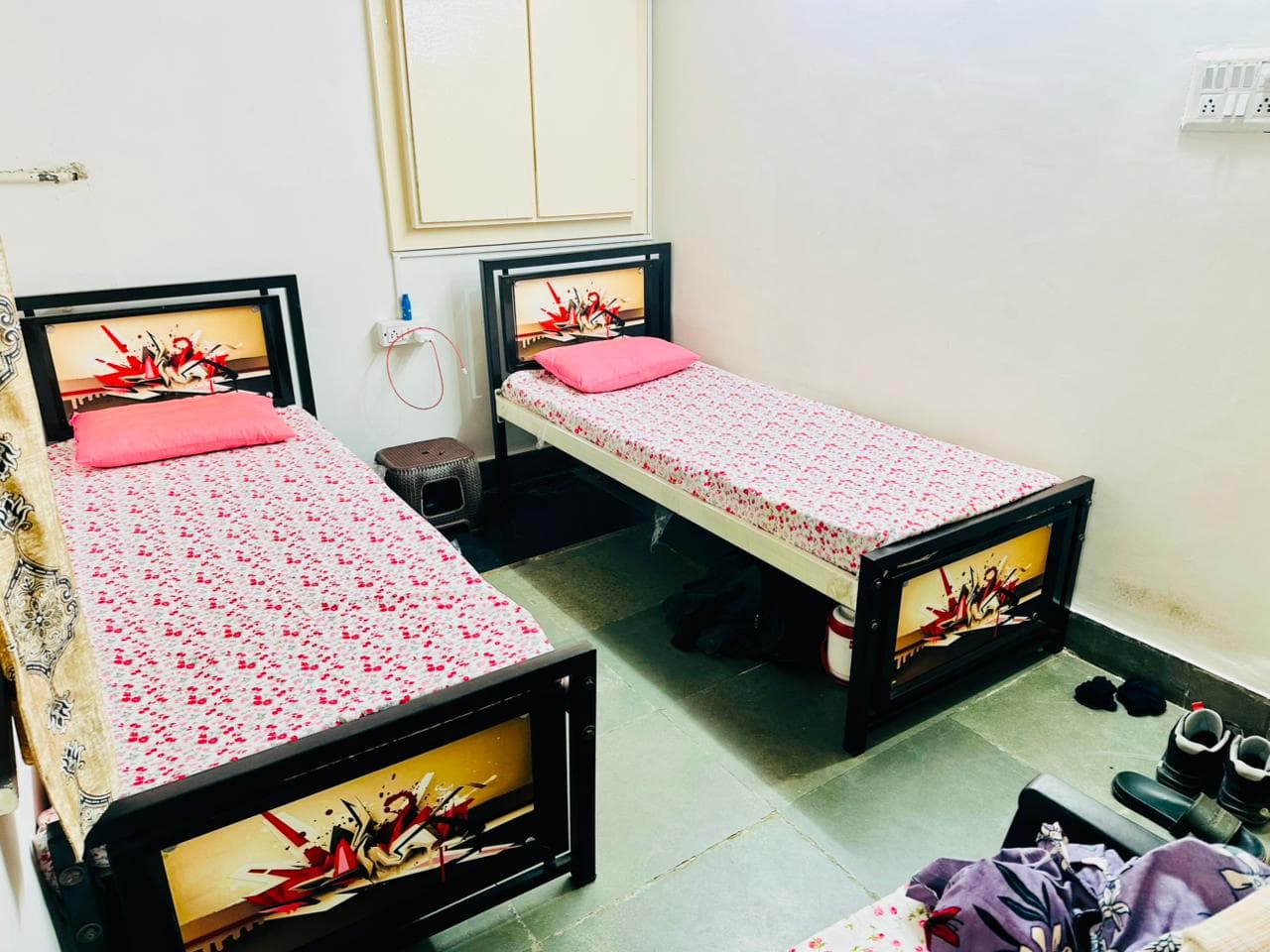 2 Sharing (AC - Personal Washroom)